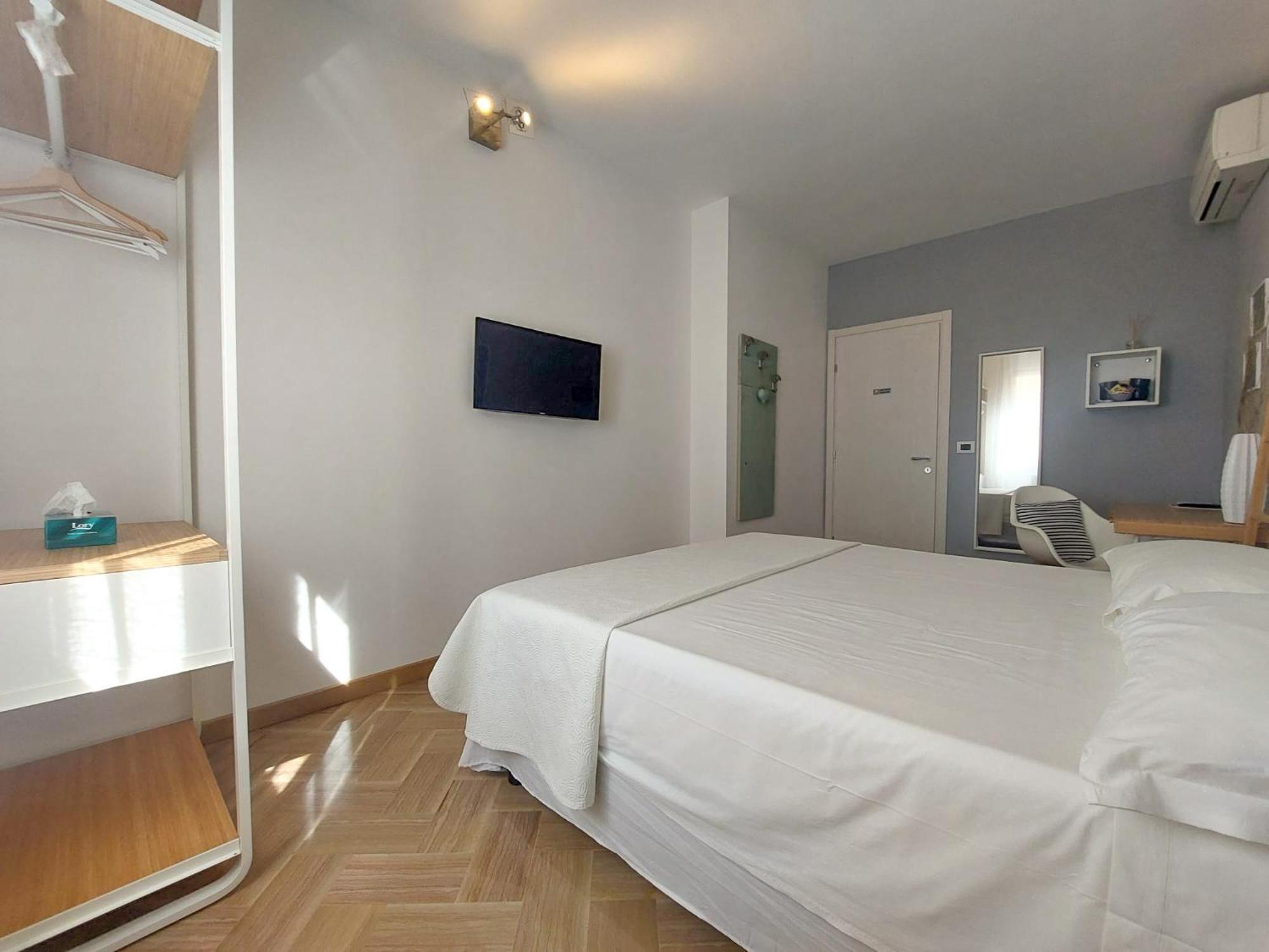 Myway Trieste Rooms Экстерьер фото